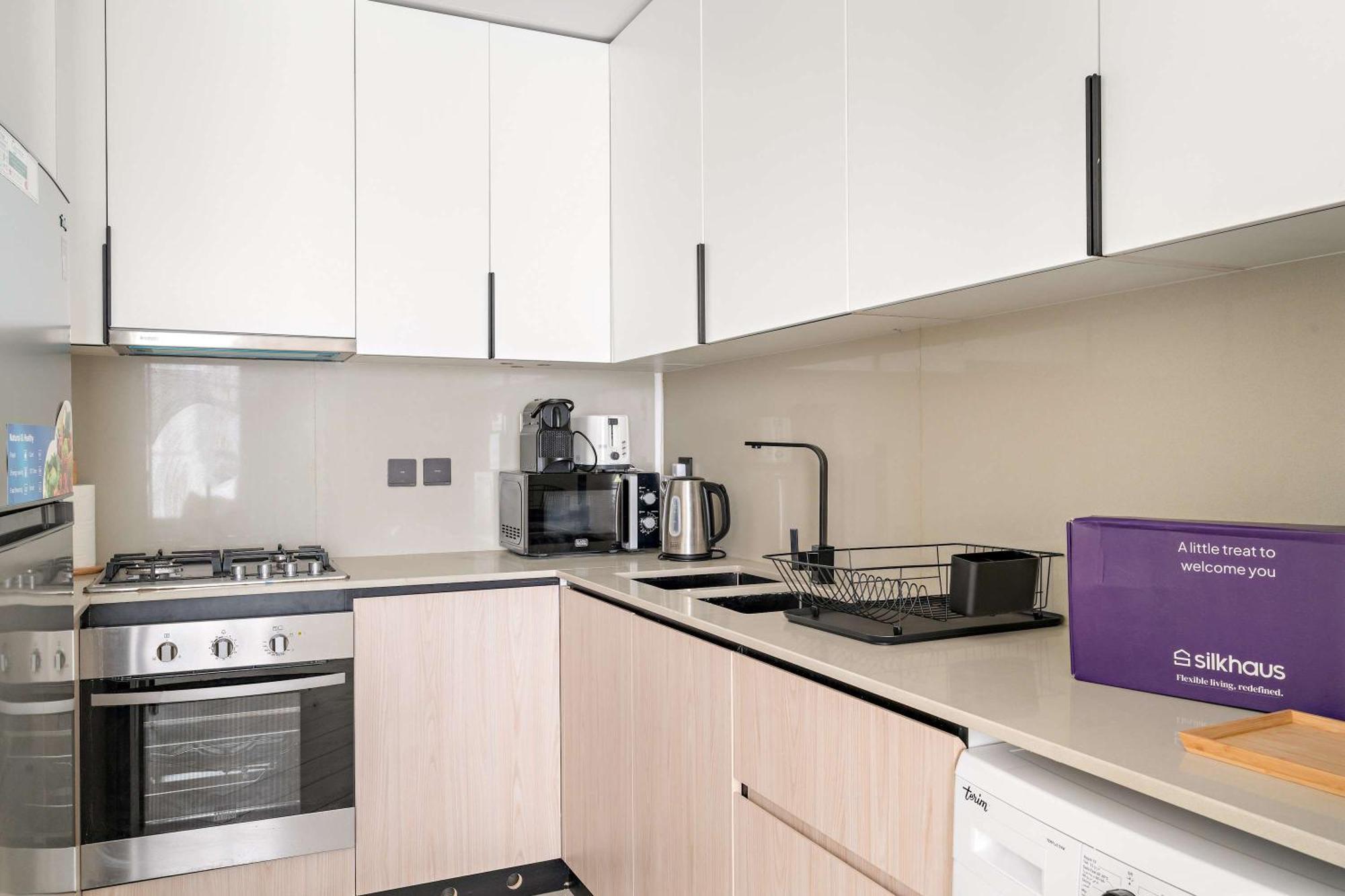 Silkhaus Urban Chic 1br In Empire Near Jvc Apartment *